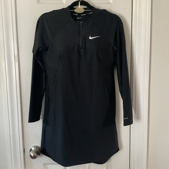 NWOT Nike Victory UPF 40+ Swim Cover up Size S - Picture 1 of 13